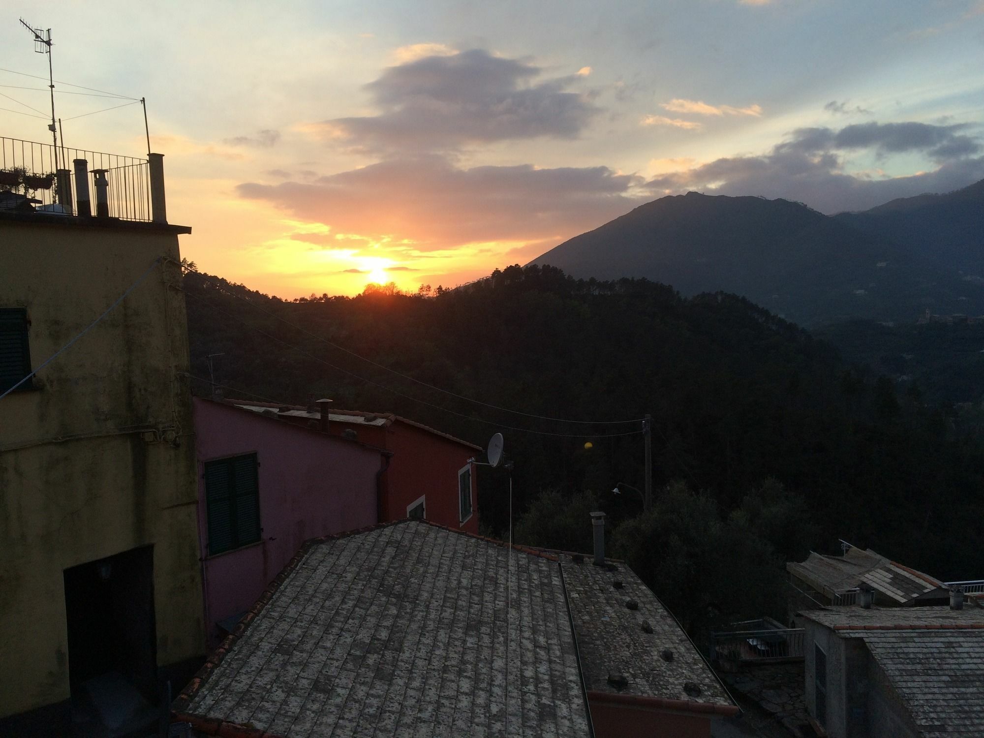 La Dimora Nel Borgo Acomodação com café da manhã Levanto Exterior foto